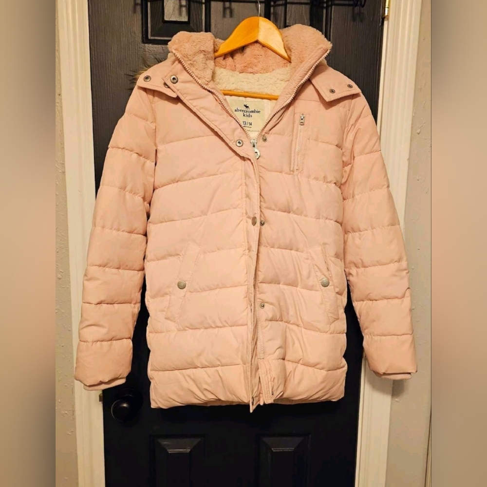 Girls Abercrombie puffer jacket size 13/14